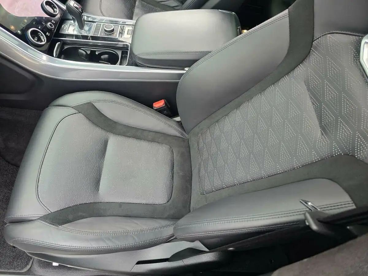 2019-land-rover-range-rover-sport-50v8-sc-svr-big-39