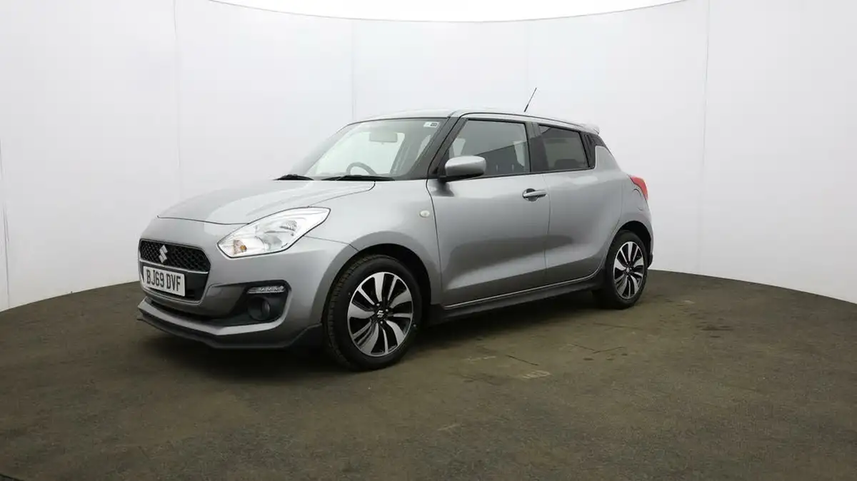 2019-suzuki-swift-12-dualjet-attitude-big-29