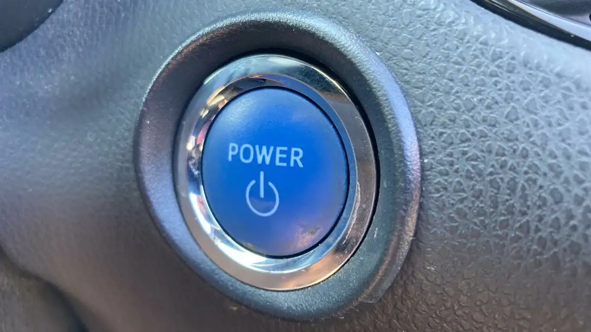 2022-toyota-c-hr-18-vvt-i-design-big-27