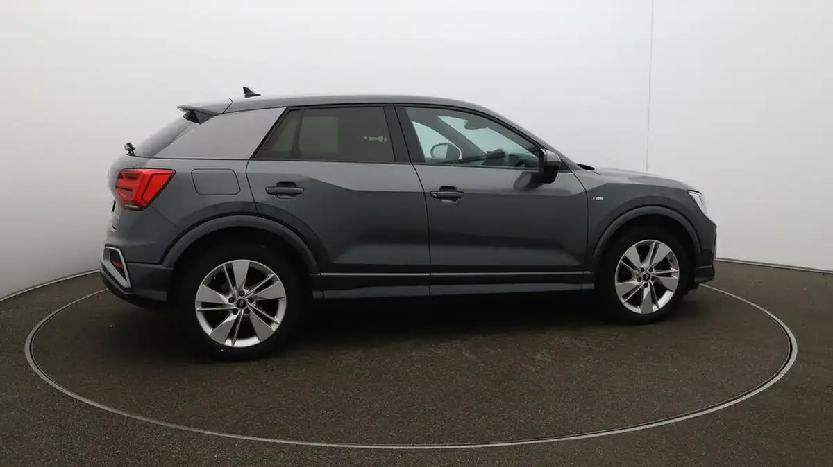 2021-audi-q2-15-35-tfsi-s-line-tronic-big-42
