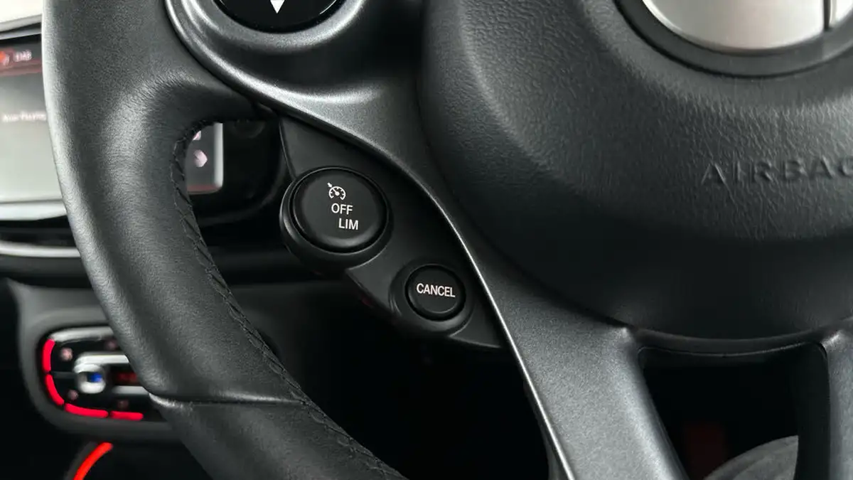 2021-smart-forfour-eq-exclusive-big-24