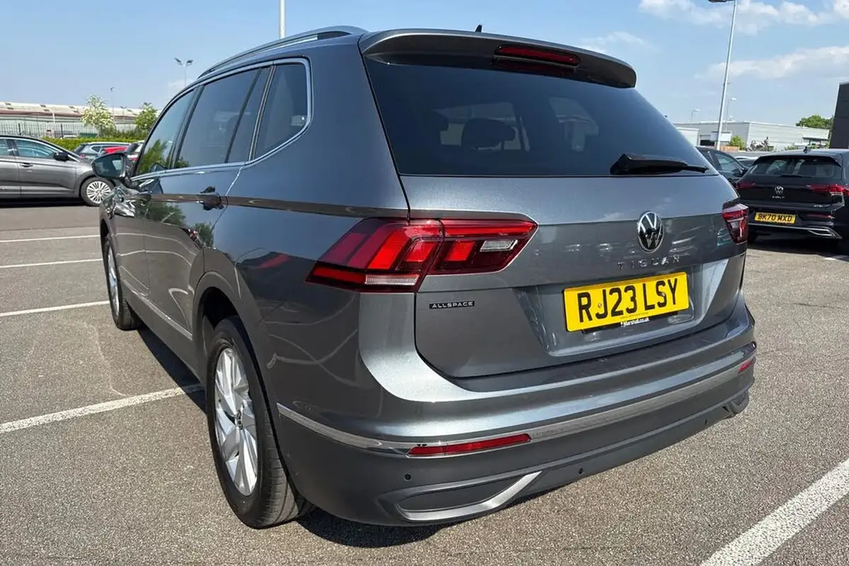 2023-volkswagen-tiguan-allspace-15-tsi-life-big-7
