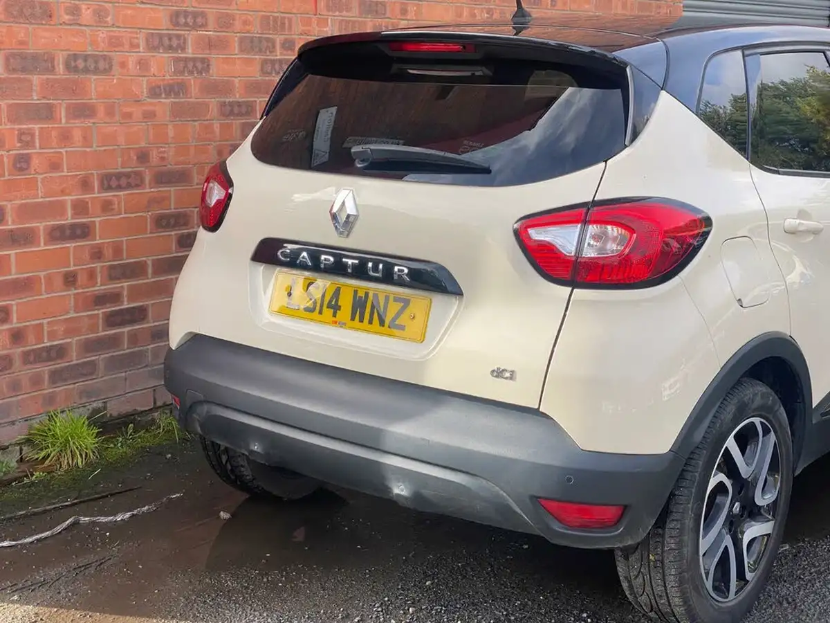 2014-renault-captur-15dci-dynamique-s-90bhp-ss-big-19