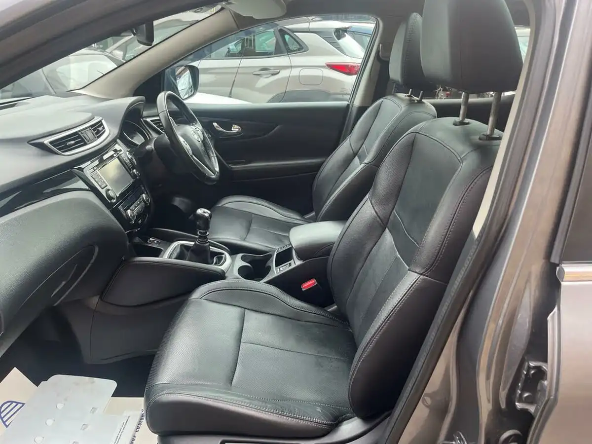 2015-nissan-qashqai-15dci-tekna-big-7