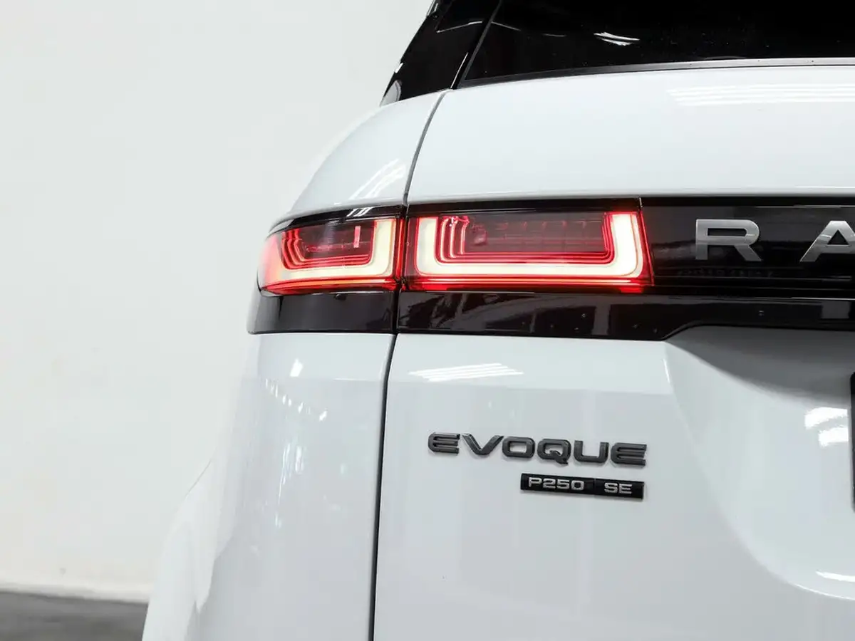 2019-land-rover-range-rover-evoque-20-p250-r-dynamic-se-big-14