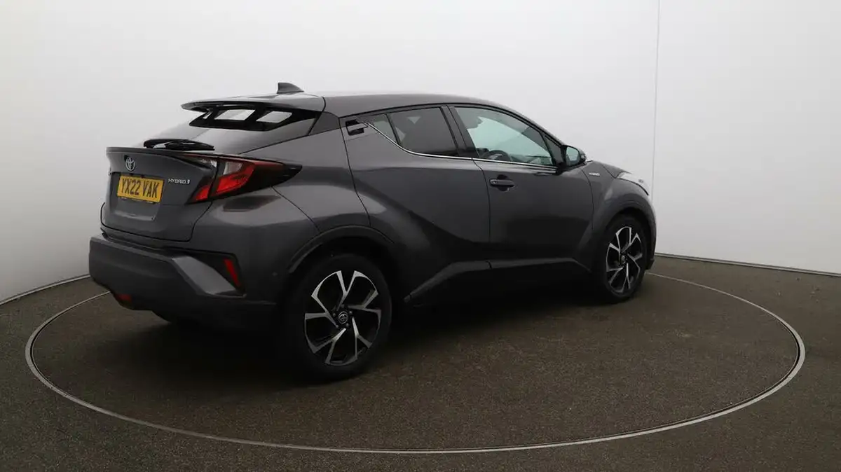 2022-toyota-c-hr-18-vvt-i-design-big-46