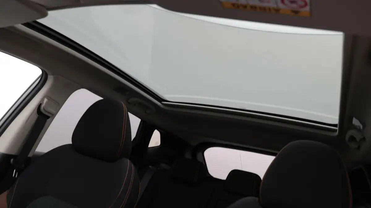 2019-nissan-qashqai-13-dig-t-n-motion-140ps-big-23