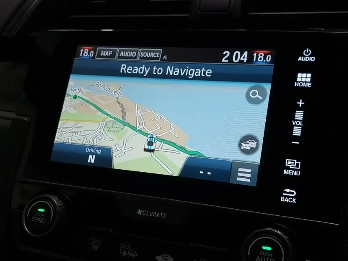 2020-honda-civic-15-vtec-turbo-prestige-big-17