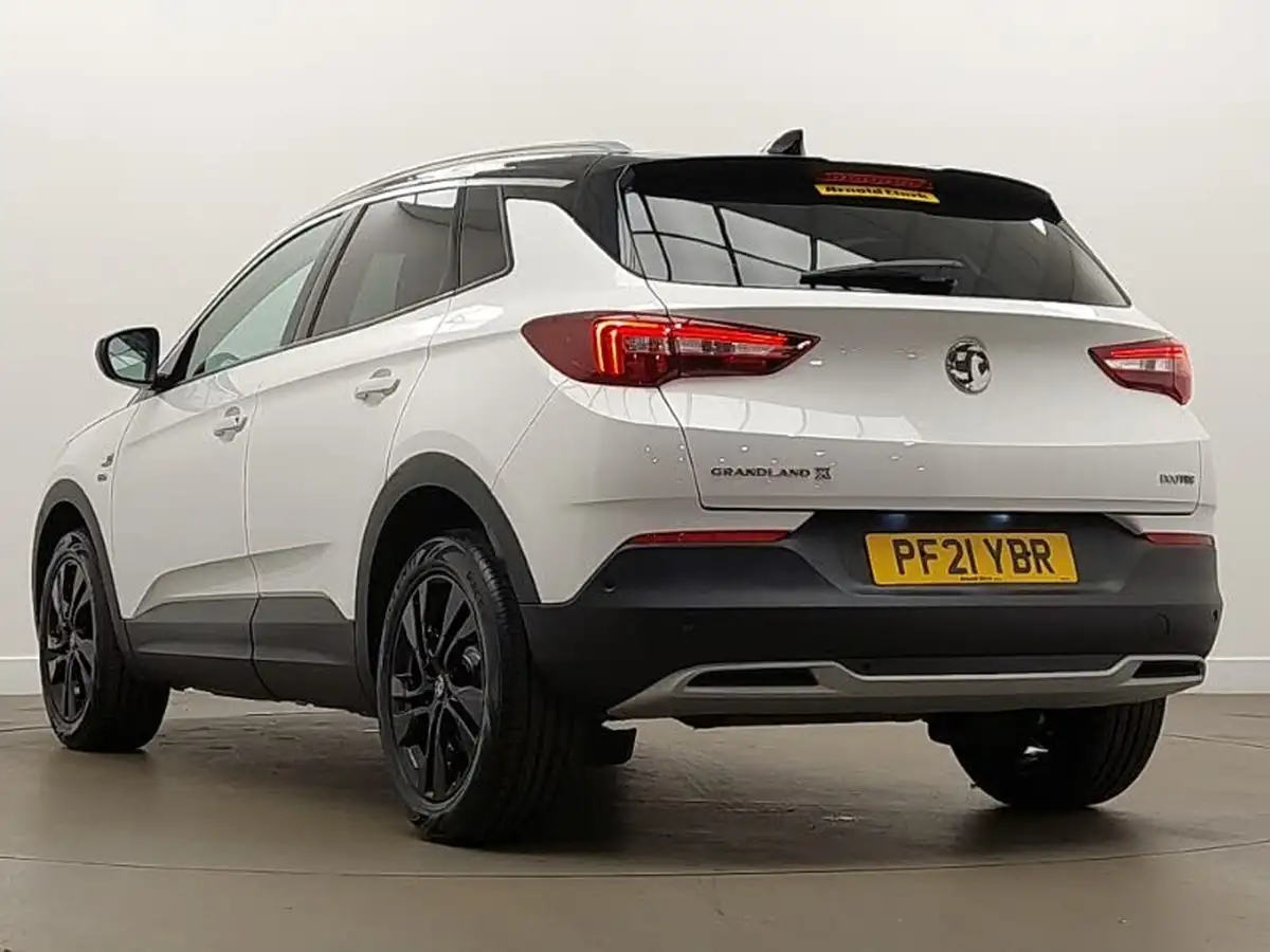 2021-vauxhall-grandland-x-12-griffin-big-1