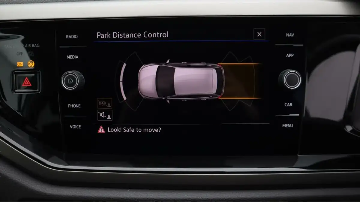 2021-volkswagen-polo-10-match-big-25