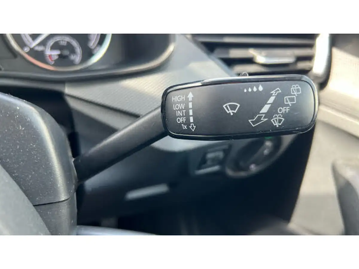 2020-skoda-kamiq-15-tsi-se-big-31
