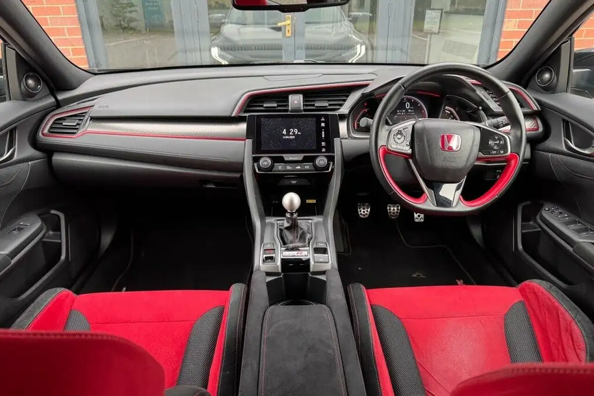 2019-honda-civic-20-i-vtec-type-r-gt-big-32