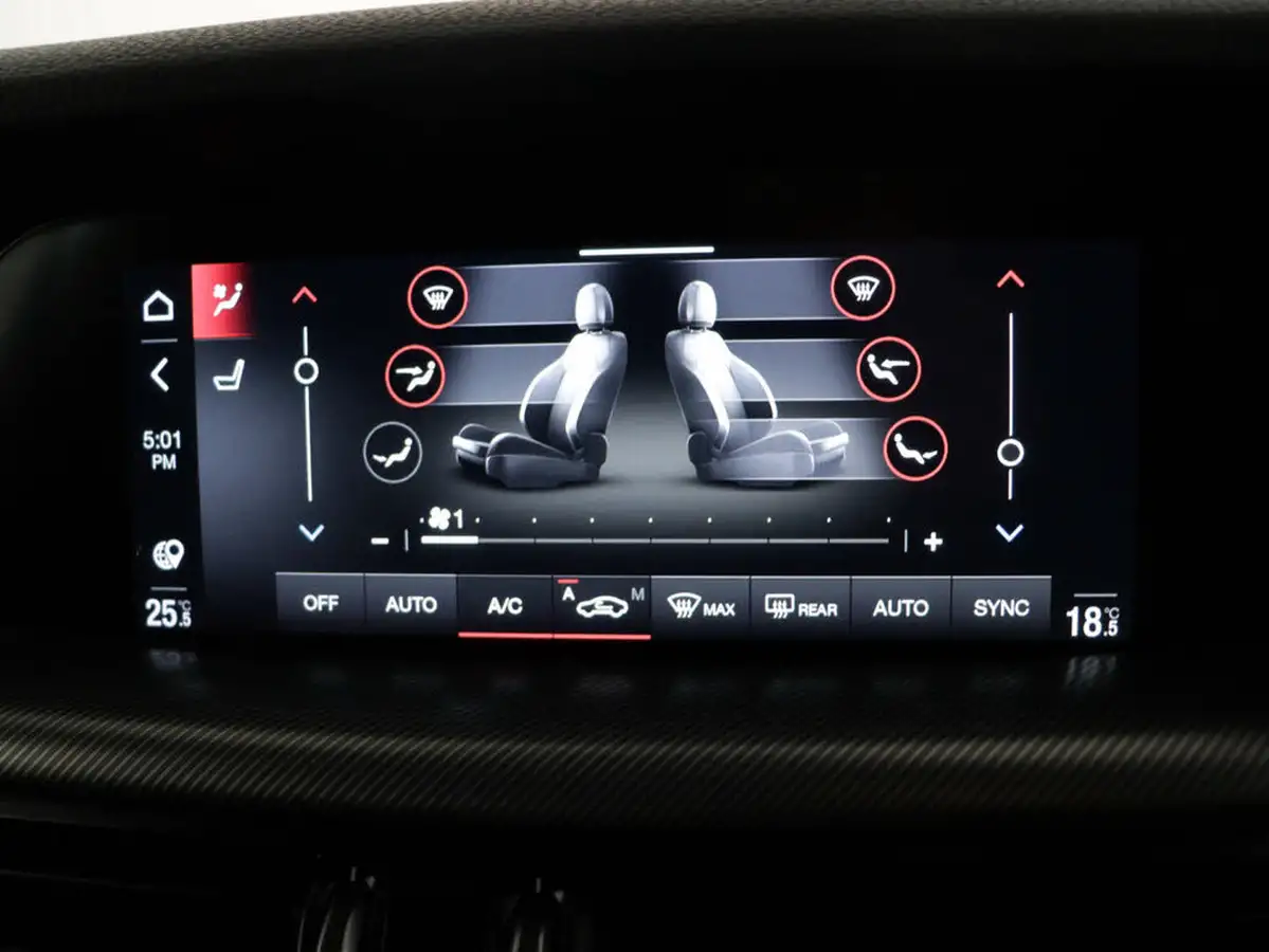 2022-alfa-romeo-stelvio-20-veloce-big-18