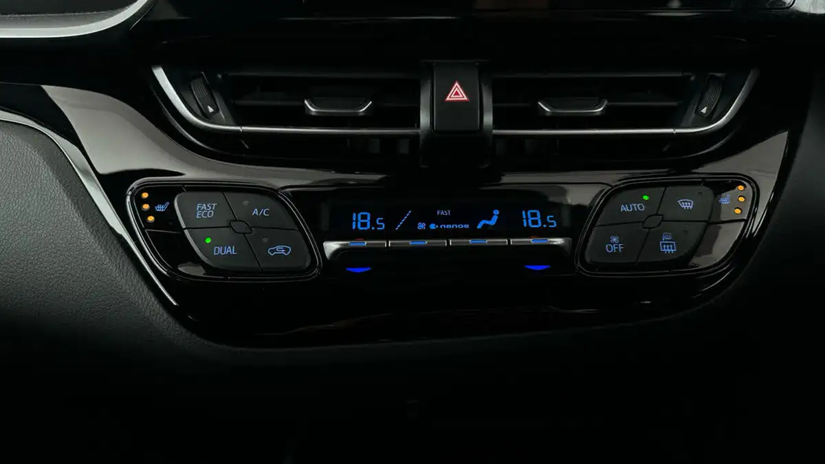 2021-toyota-c-hr-18-vvt-i-gr-sport-big-25