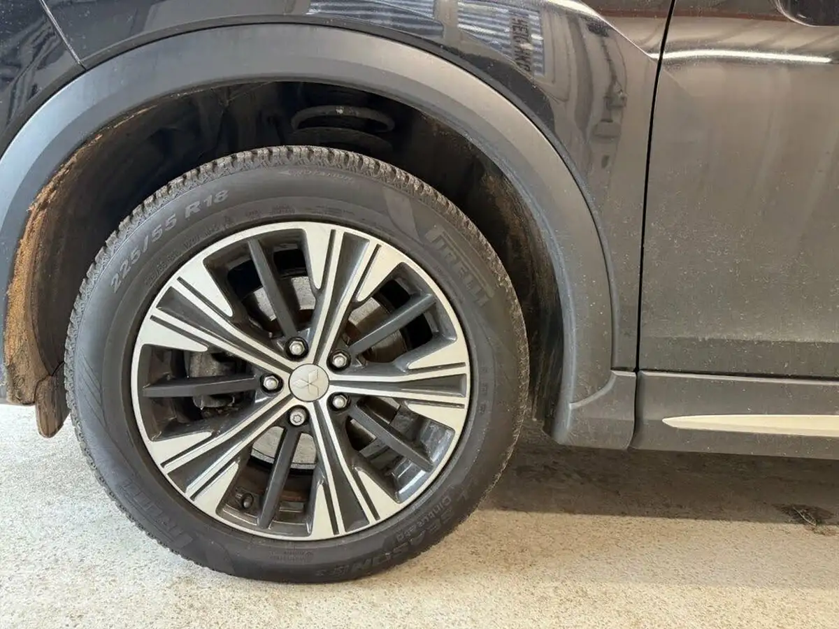 2018-mitsubishi-eclipse-cross-15-4-auto-big-26