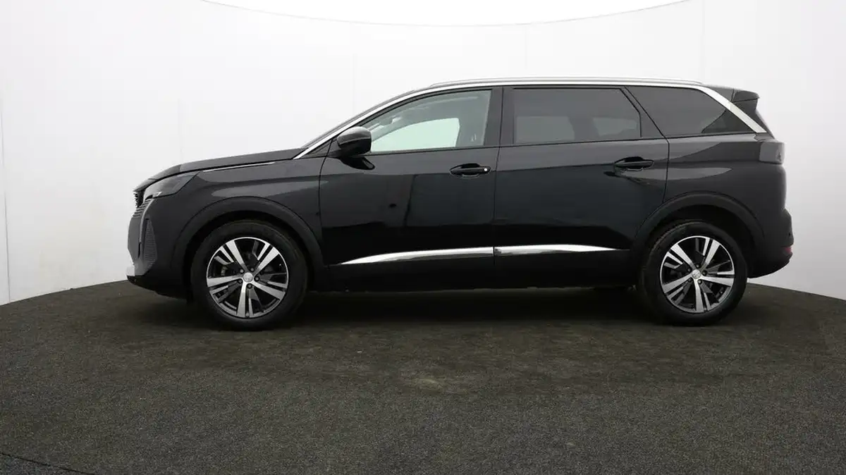 2021-peugeot-5008-suv-12-puretech-allure-big-61