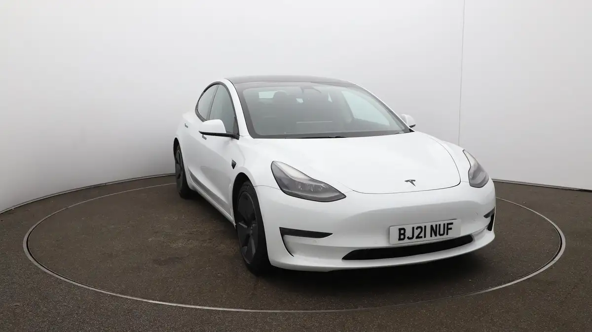 2021-tesla-model-3-e-long-range-4x4-big-35