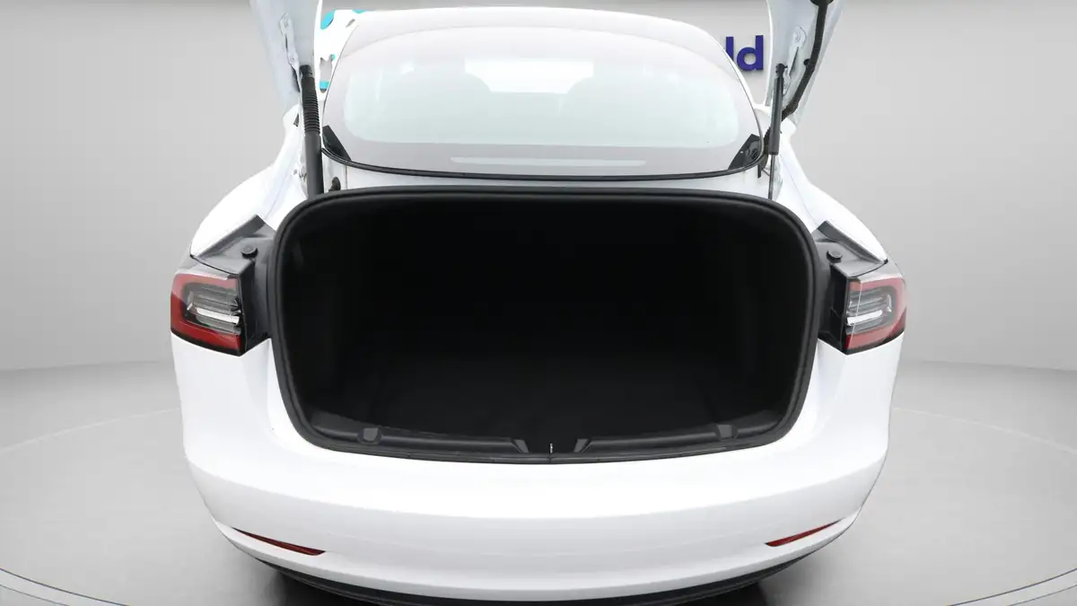 2021-tesla-model-3-e-long-range-4x4-big-17