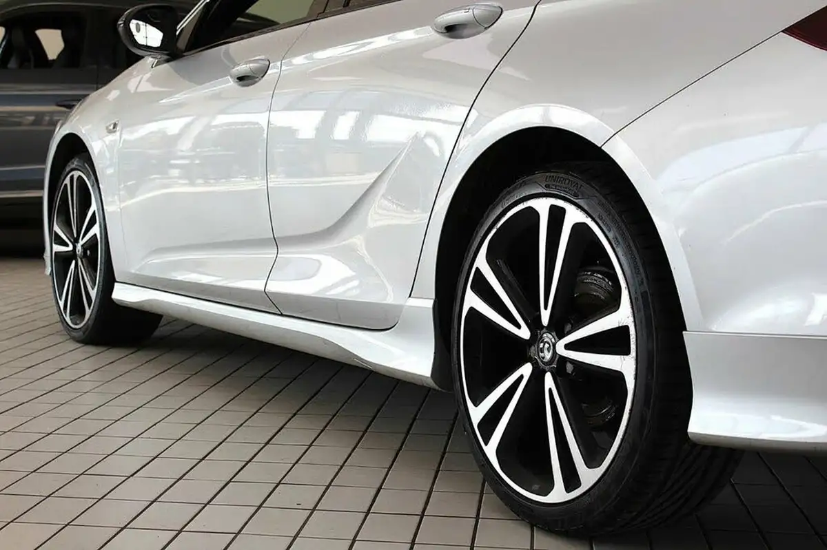 2020-vauxhall-insignia-grand-sport-15-turbo-d-sri-vx-line-nav-big-18