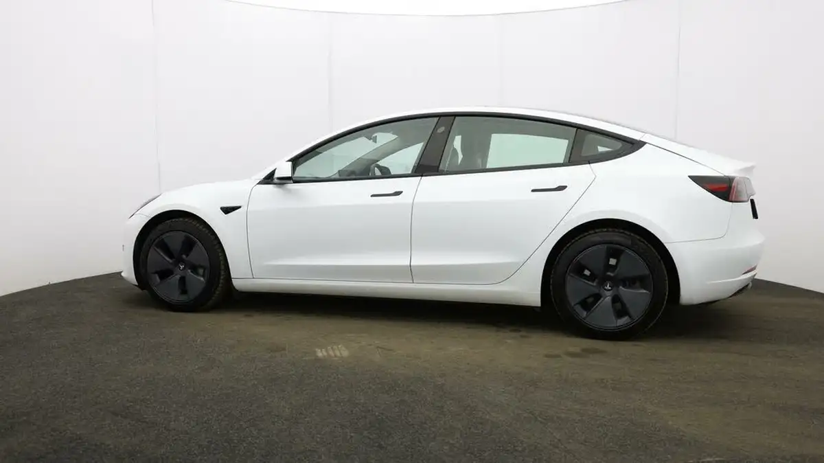 2021-tesla-model-3-e-standard-plus-big-60