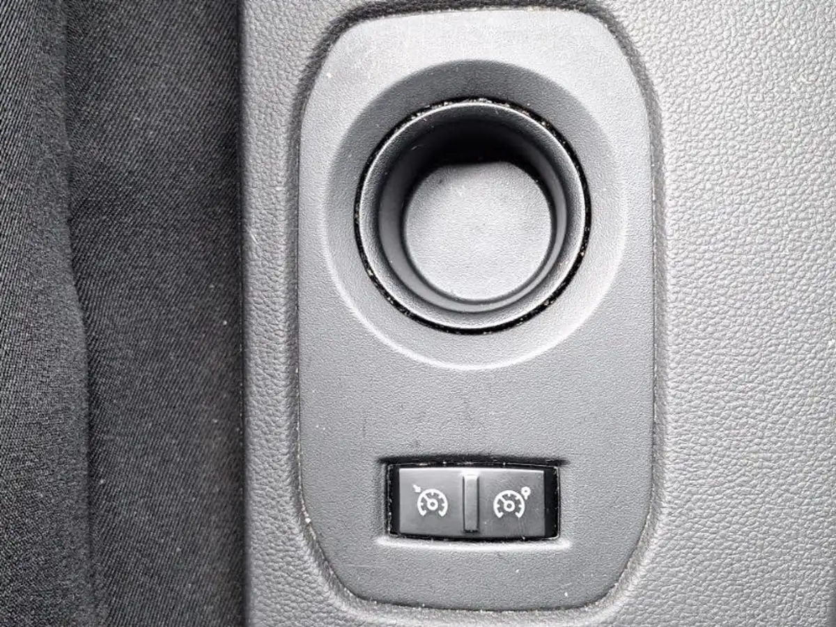 2021-dacia-duster-15dci-prestige-big-14