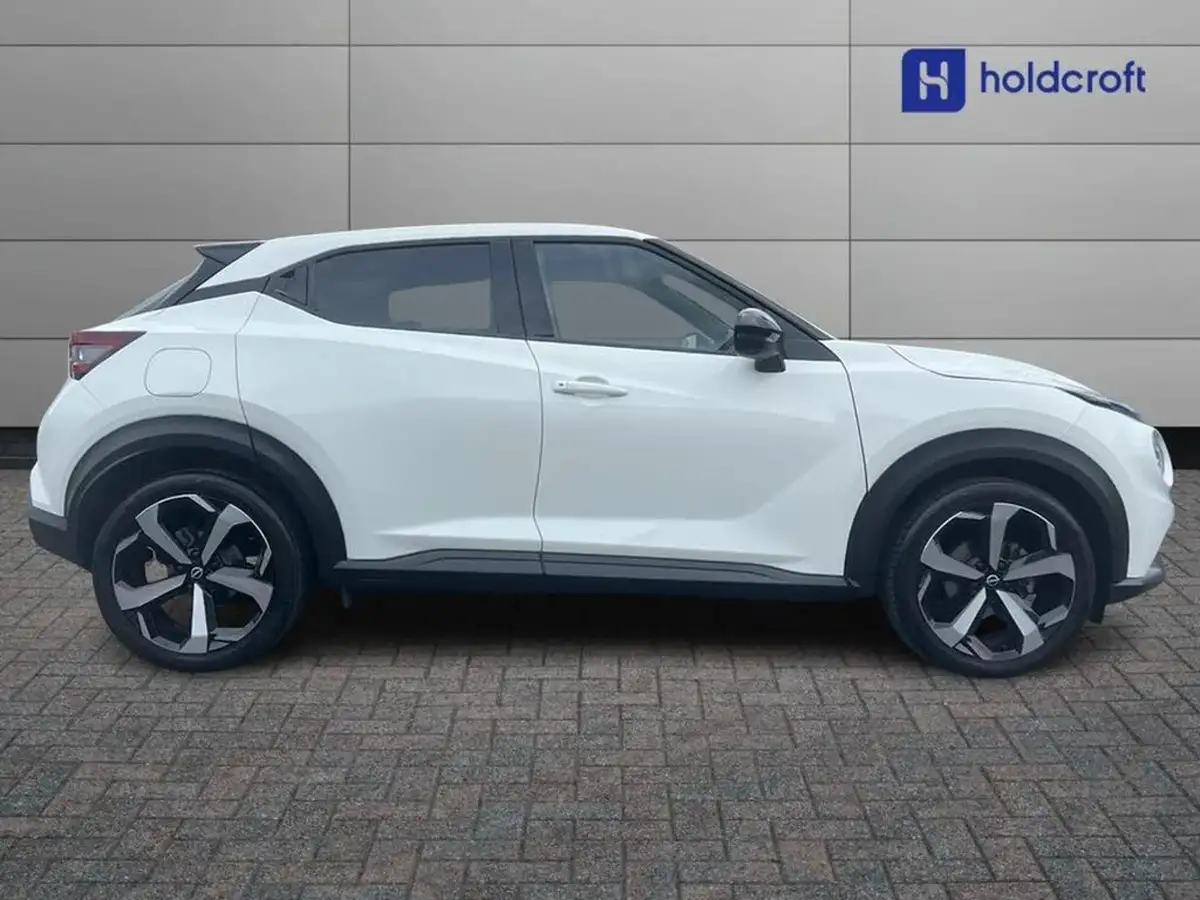 2023-nissan-juke-10-dig-t-tekna-big-1
