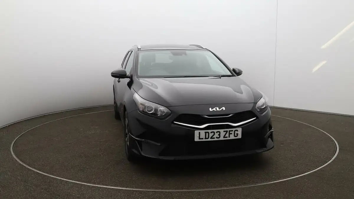 2022-kia-ceed-15-t-gdi-3-sportswagon-big-32