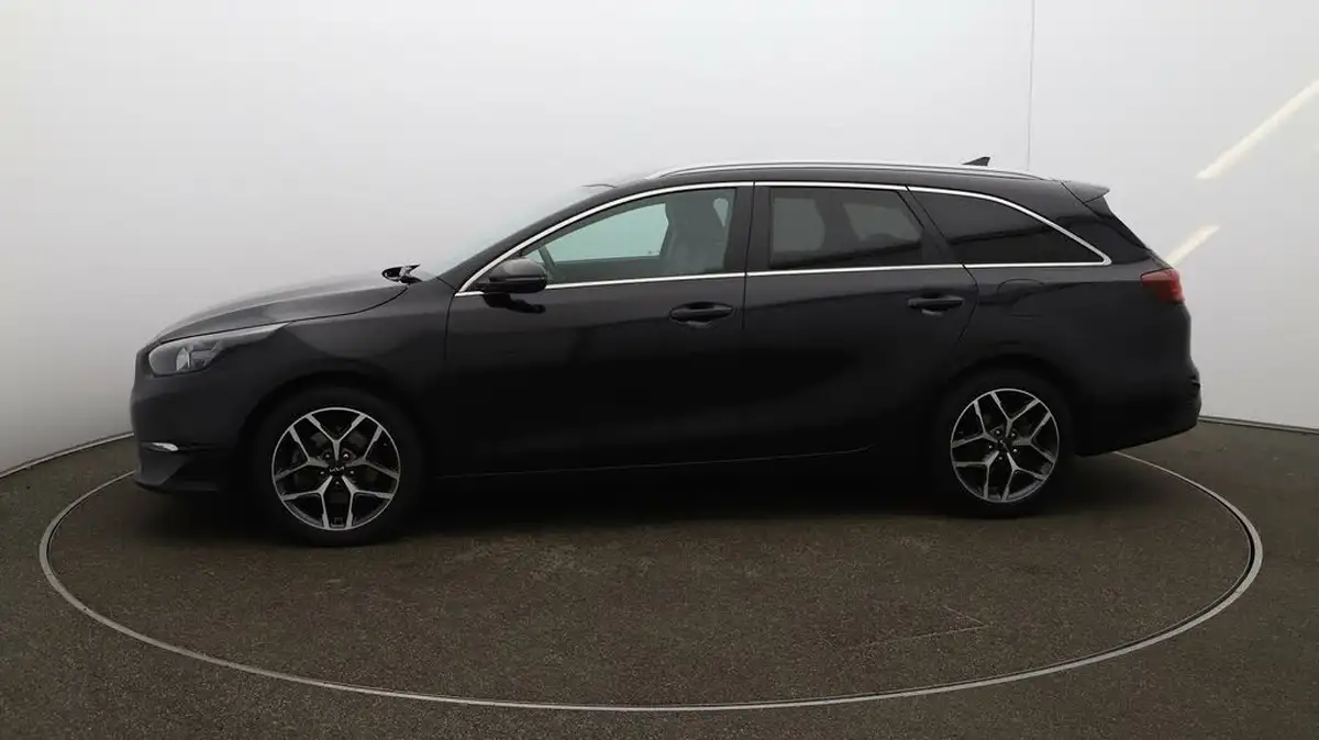 2022-kia-ceed-15-t-gdi-3-sportswagon-big-56