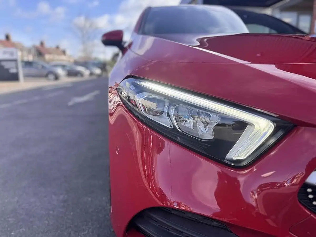 2019-mercedes-benz-a-class-13-a200-amg-line-executive-hatchback-5d-7g-dct-big-14