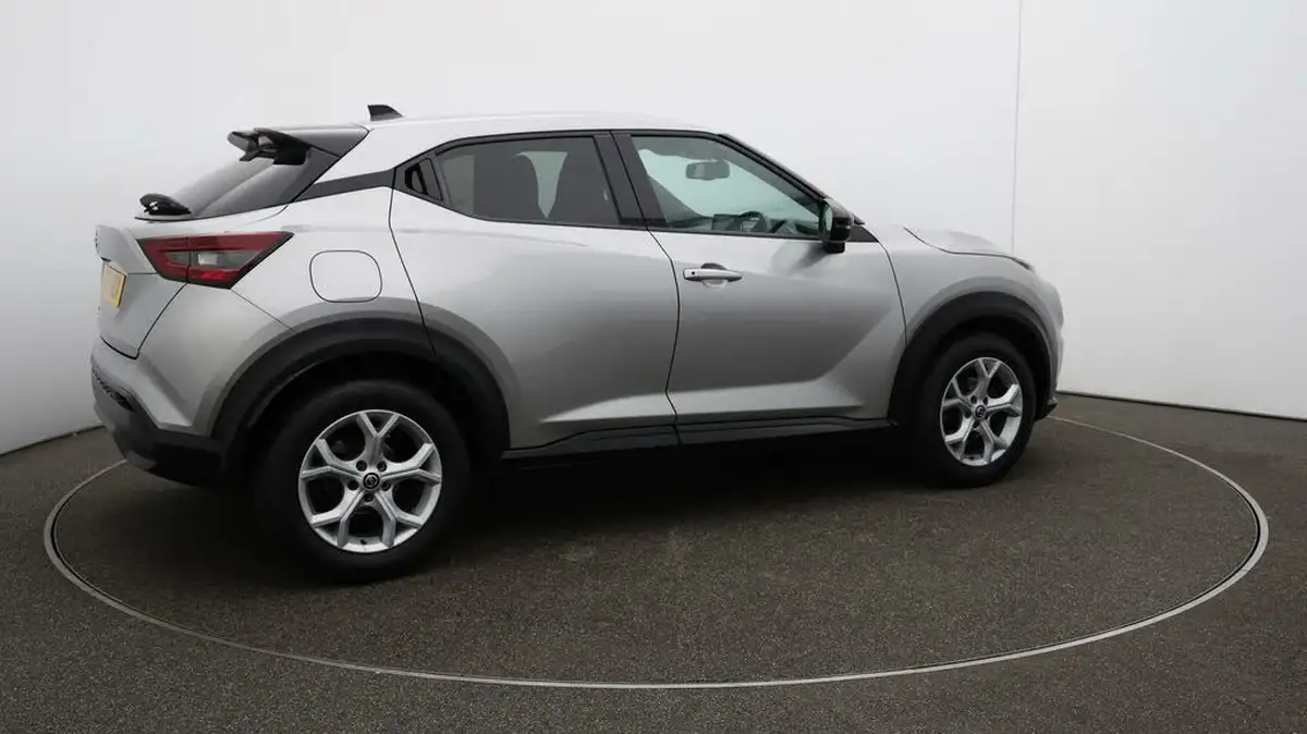 2021-nissan-juke-10-dig-t-n-connecta-dct-big-43