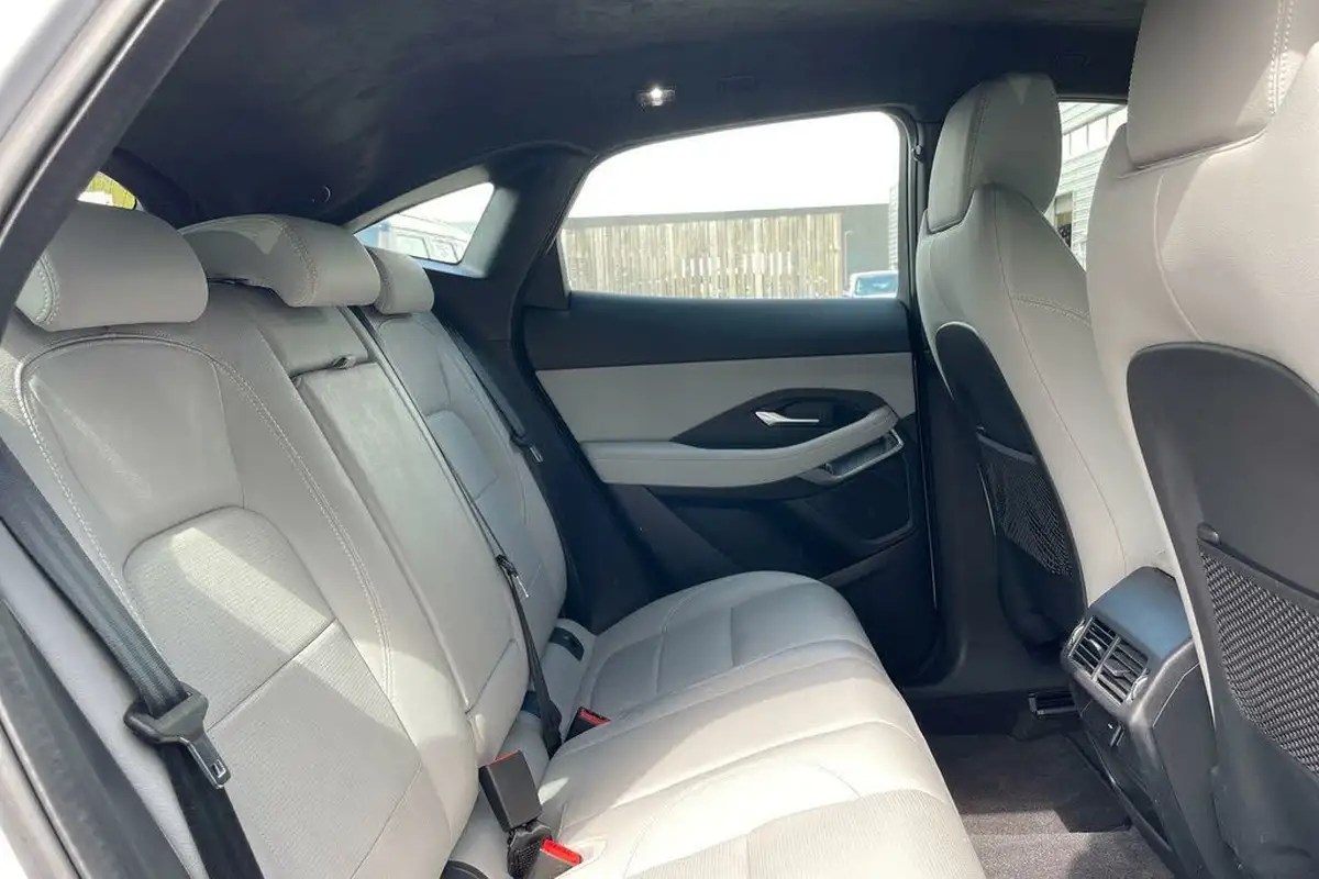 2021-jaguar-e-pace-20-p200-r-dynamic-s-big-28