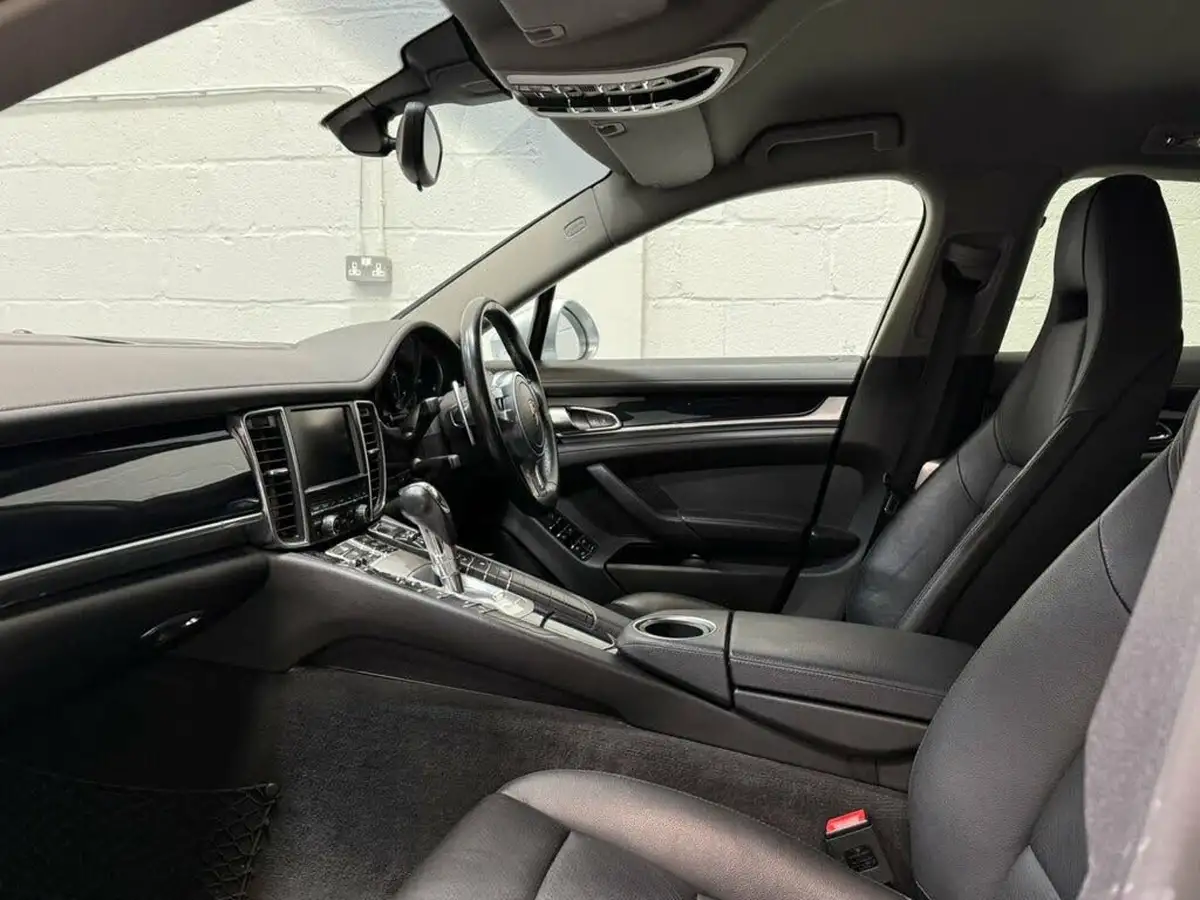 2014-porsche-panamera-30td-big-36