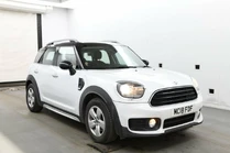 2018 MINI Countryman 2.0TD Cooper D (JCW Chili) (s/s) Auto