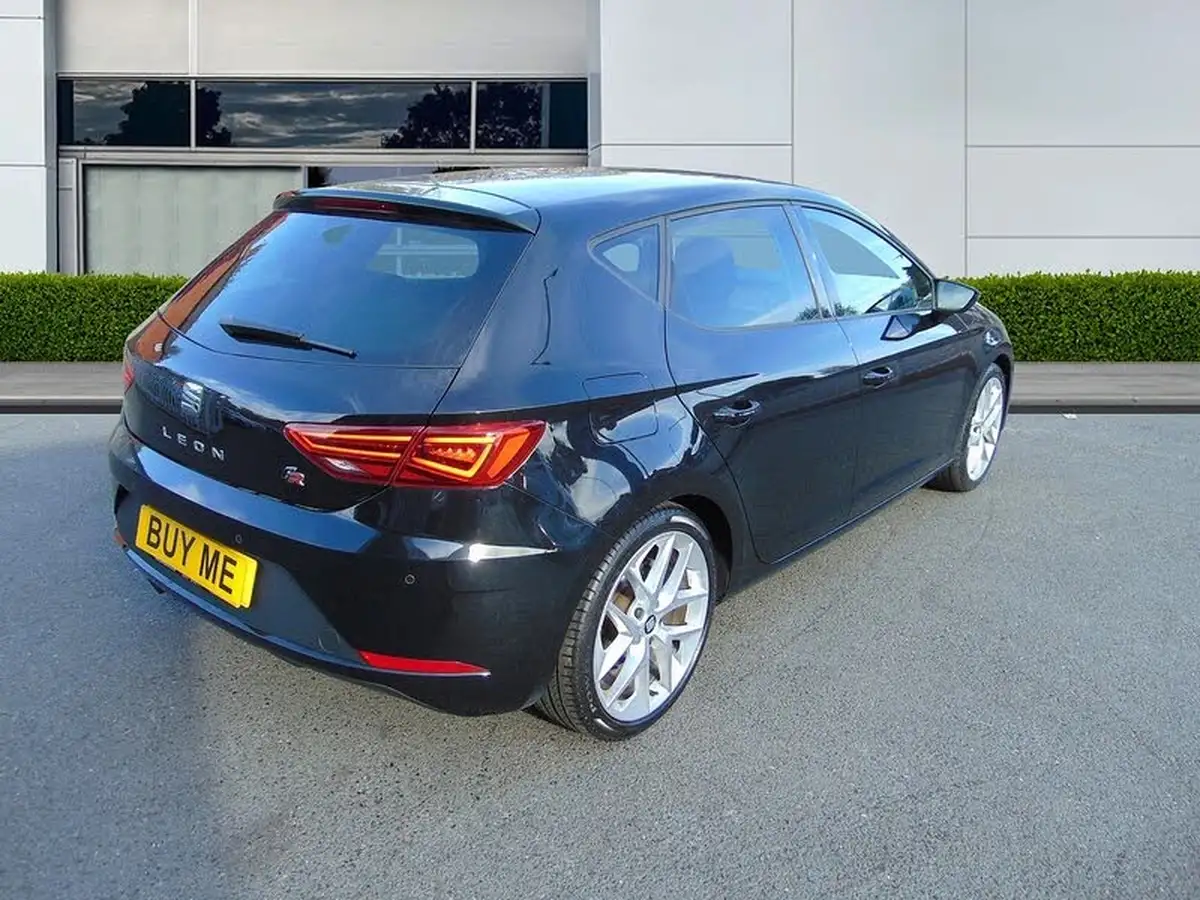 2017-seat-leon-14-ecotsi-fr-technology-hatchback-5d-big-7