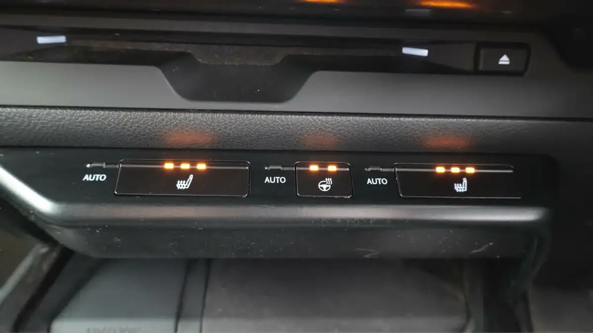 2021-lexus-ux-250h-20-ux-184bhp-without-navigation-big-28