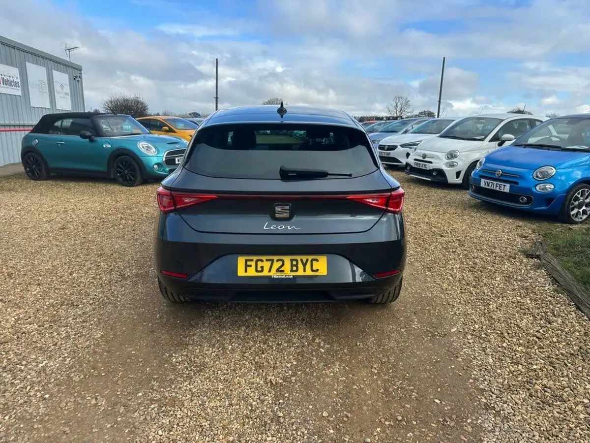 2022-seat-leon-10-tsi-evo-se-dynamic-hatchback-big-5