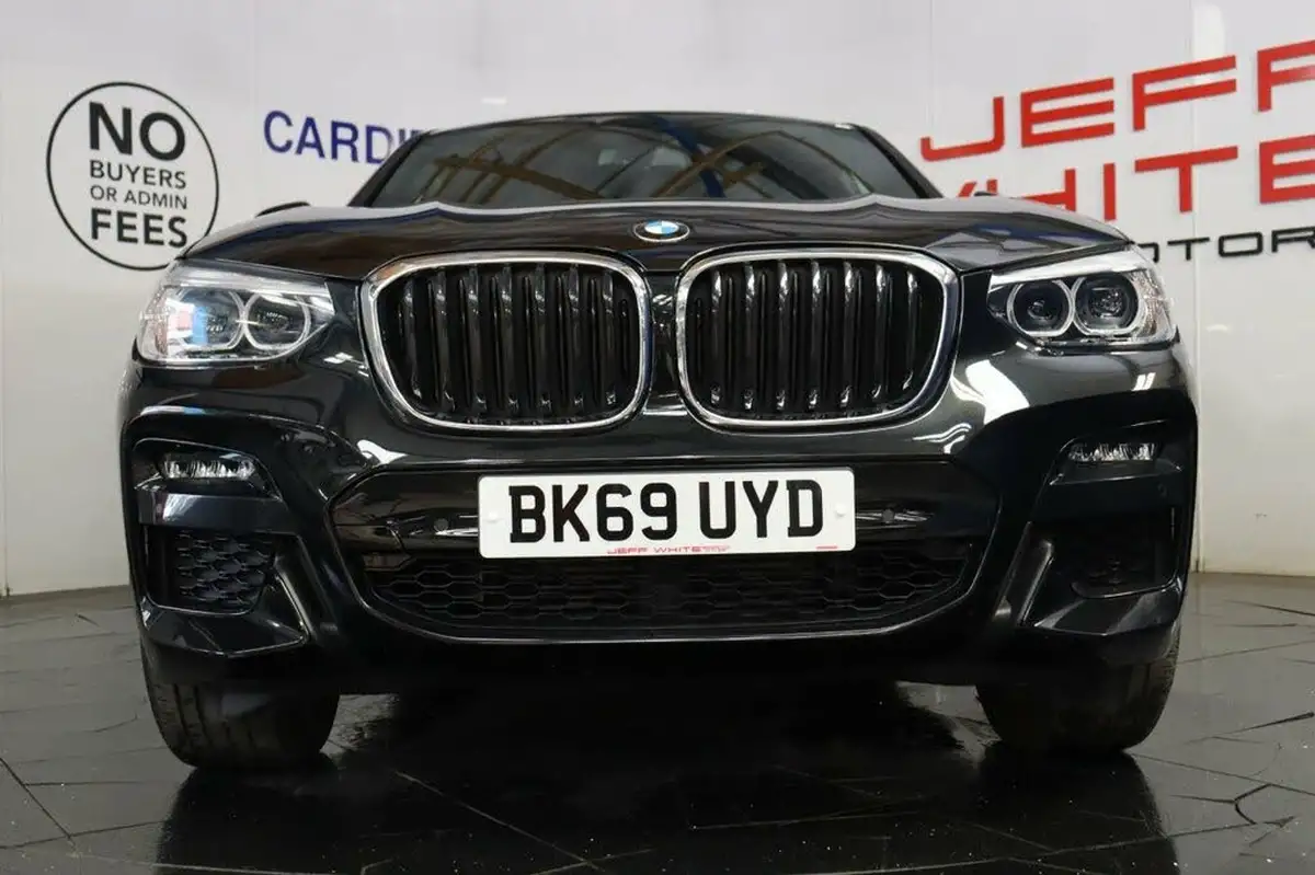 2019-bmw-x4-20td-xdrive20d-m-sport-big-10