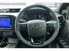 2025-isuzu-d-max-19td-v-cross-small-25