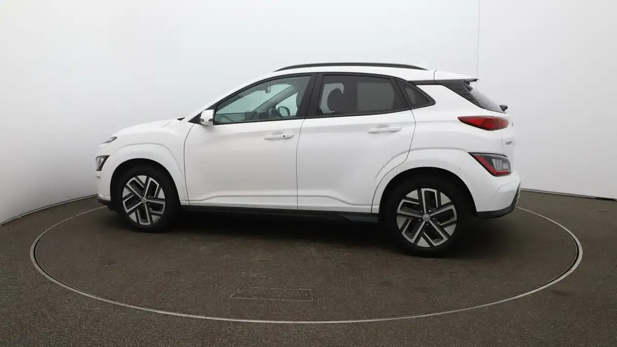 2022-hyundai-kona-e-premium-204ps-64kwh-7kw-obc-big-50