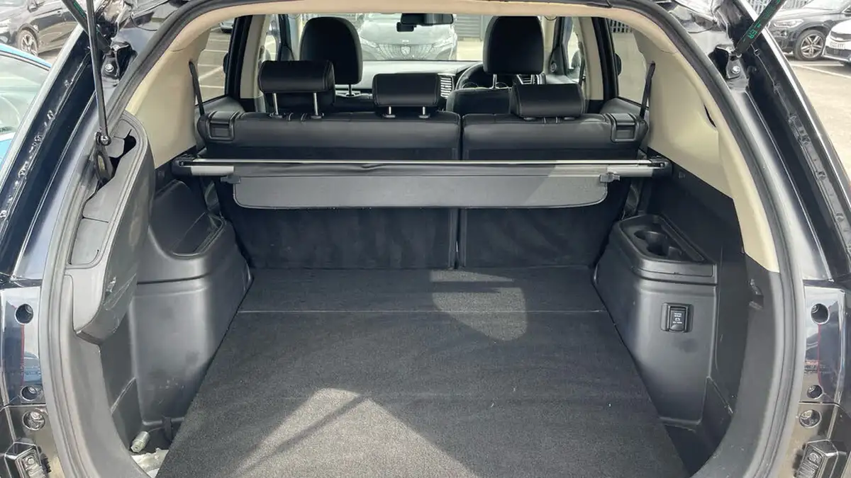 2017-mitsubishi-outlander-20-4hs-phev-5st-big-14