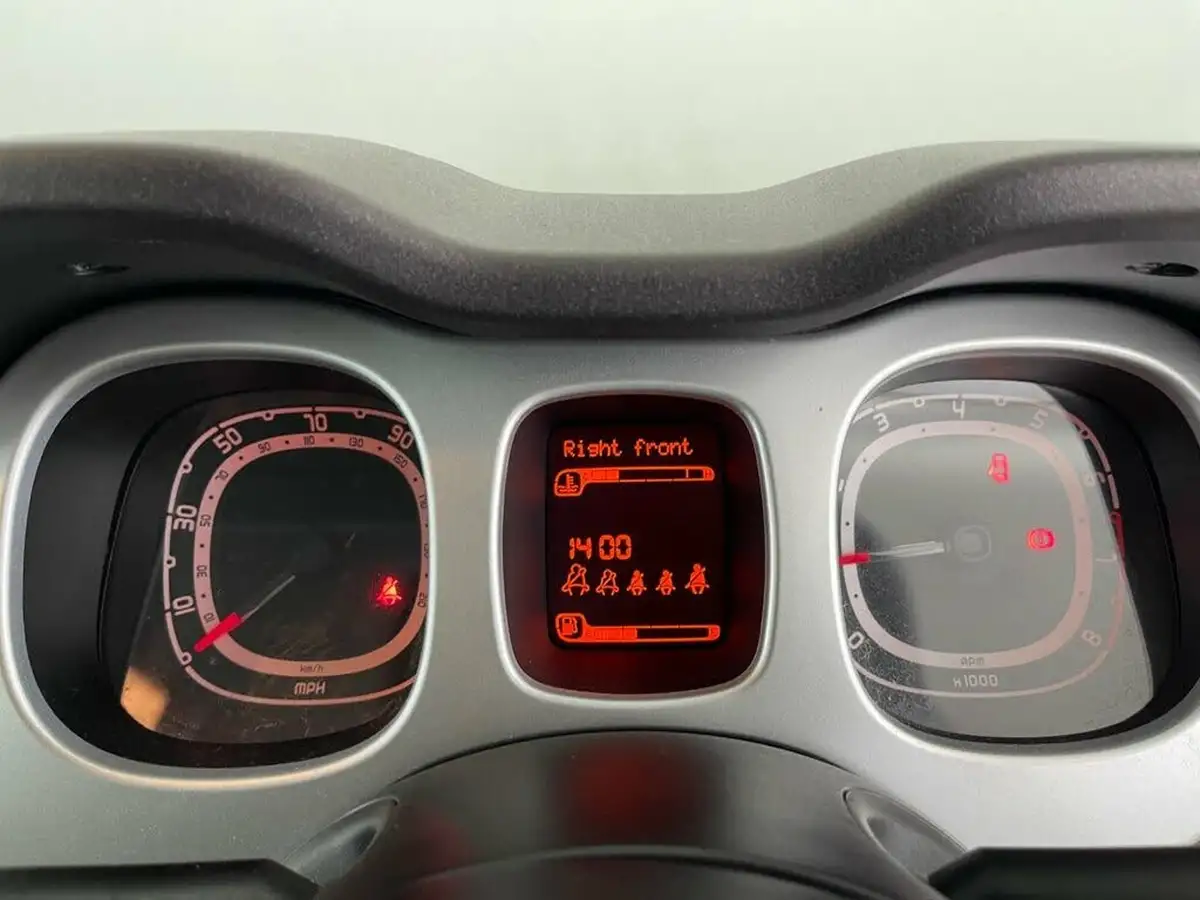 2018-fiat-panda-09-85bhp-big-7