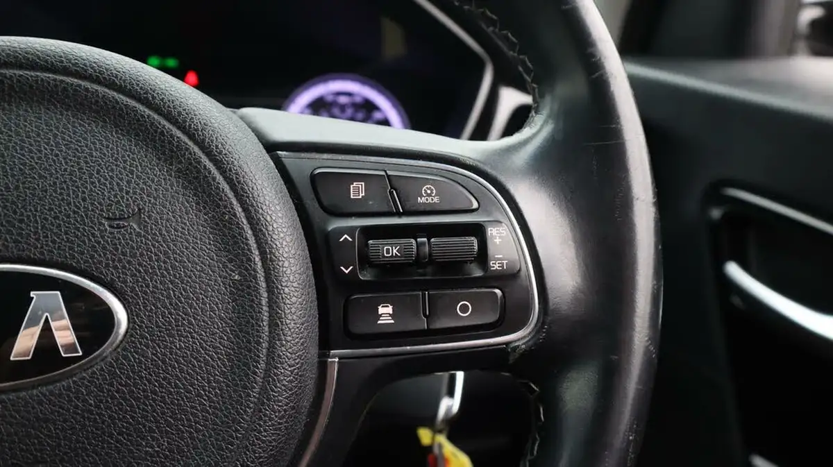 2020-kia-niro-16-gdi-2-big-25