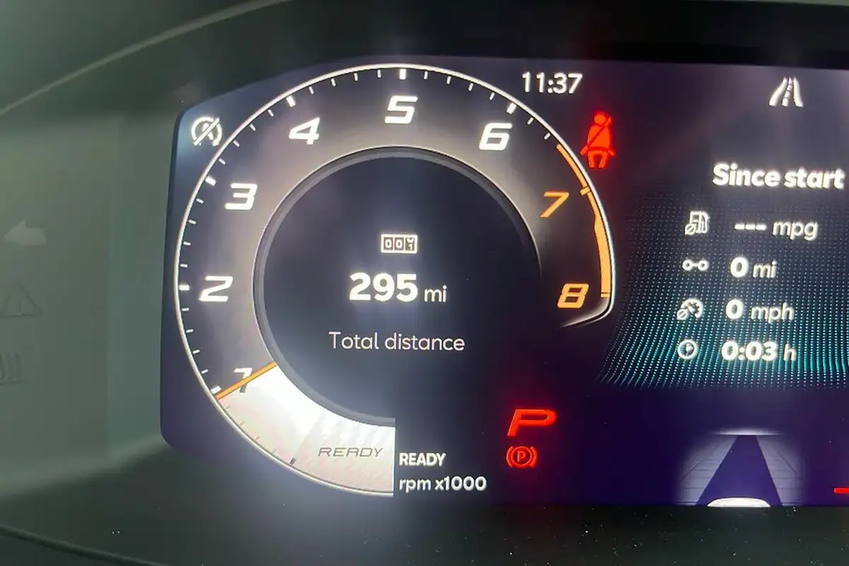2025-cupra-formentor-15-etsi-v2-big-8