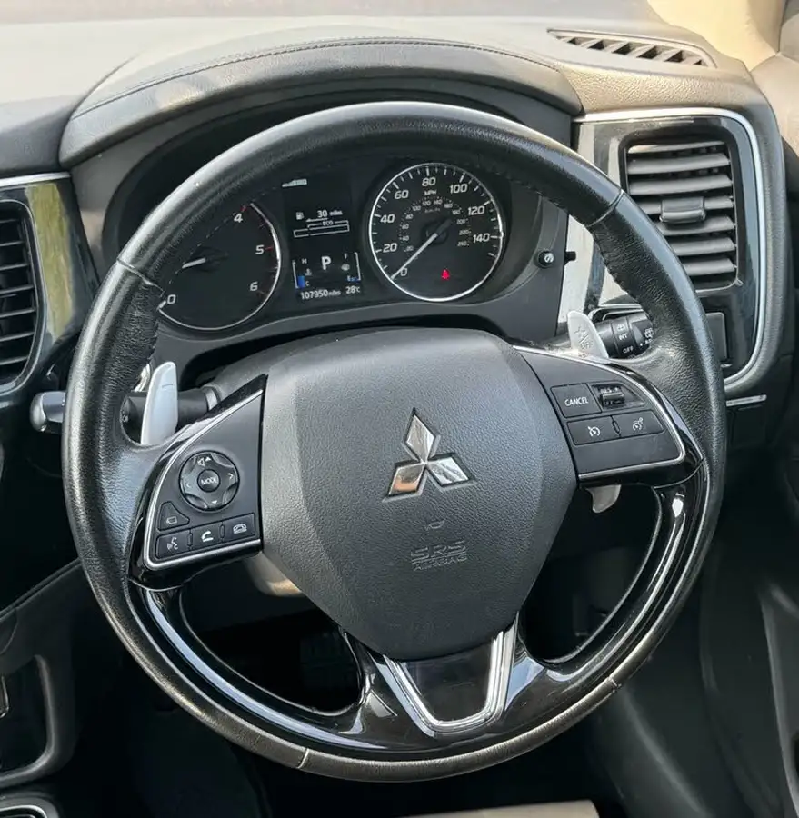 2018-mitsubishi-outlander-22di-d-4-leather-auto-big-24