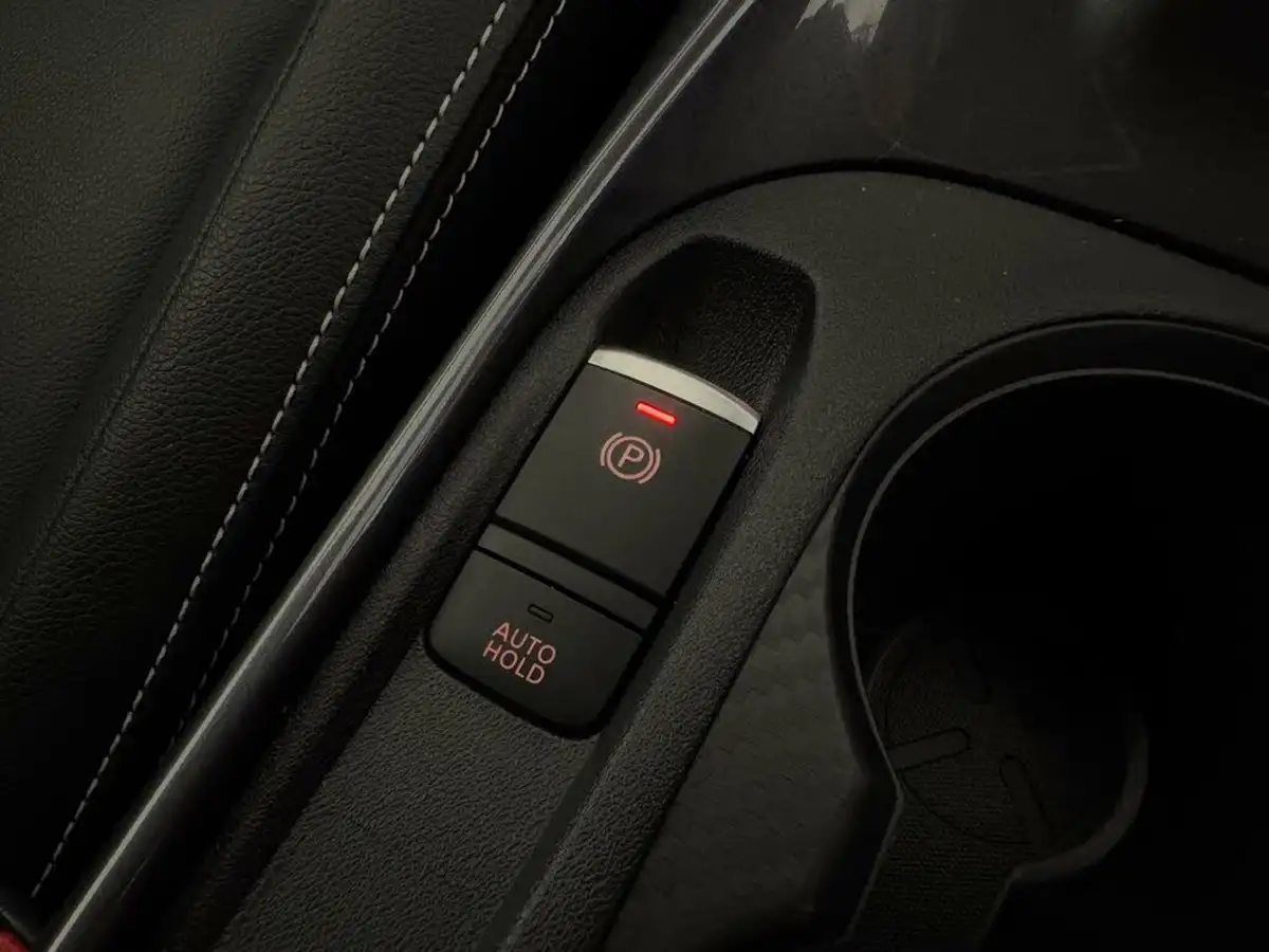 2023-nissan-juke-10-dig-t-tekna-dct-big-30