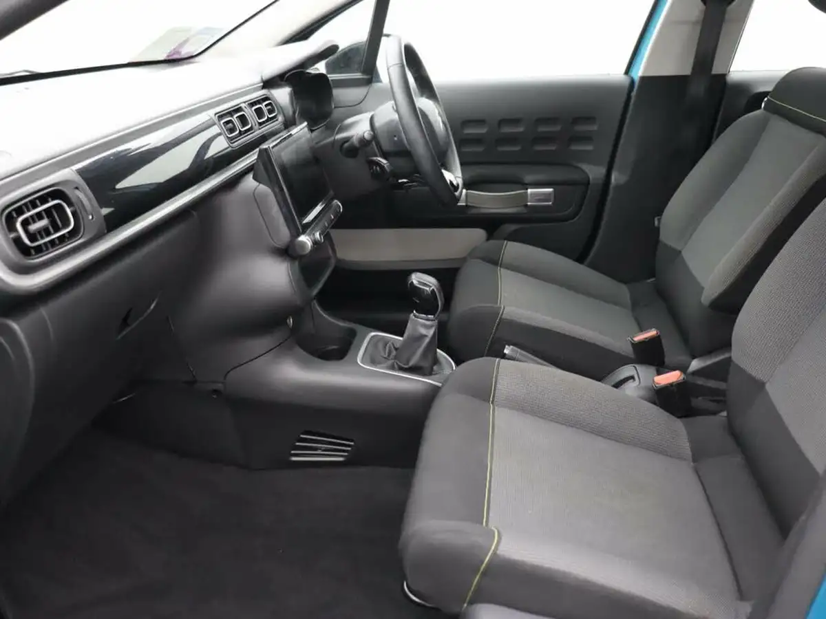 2020-citroen-c3-12-puretech-flair-83ps-big-8