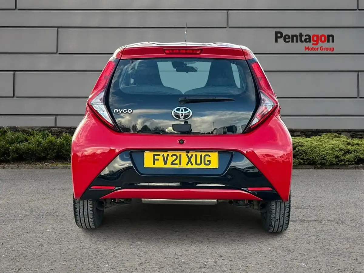 2021-toyota-aygo-10-vvt-i-x-play-tss-big-13