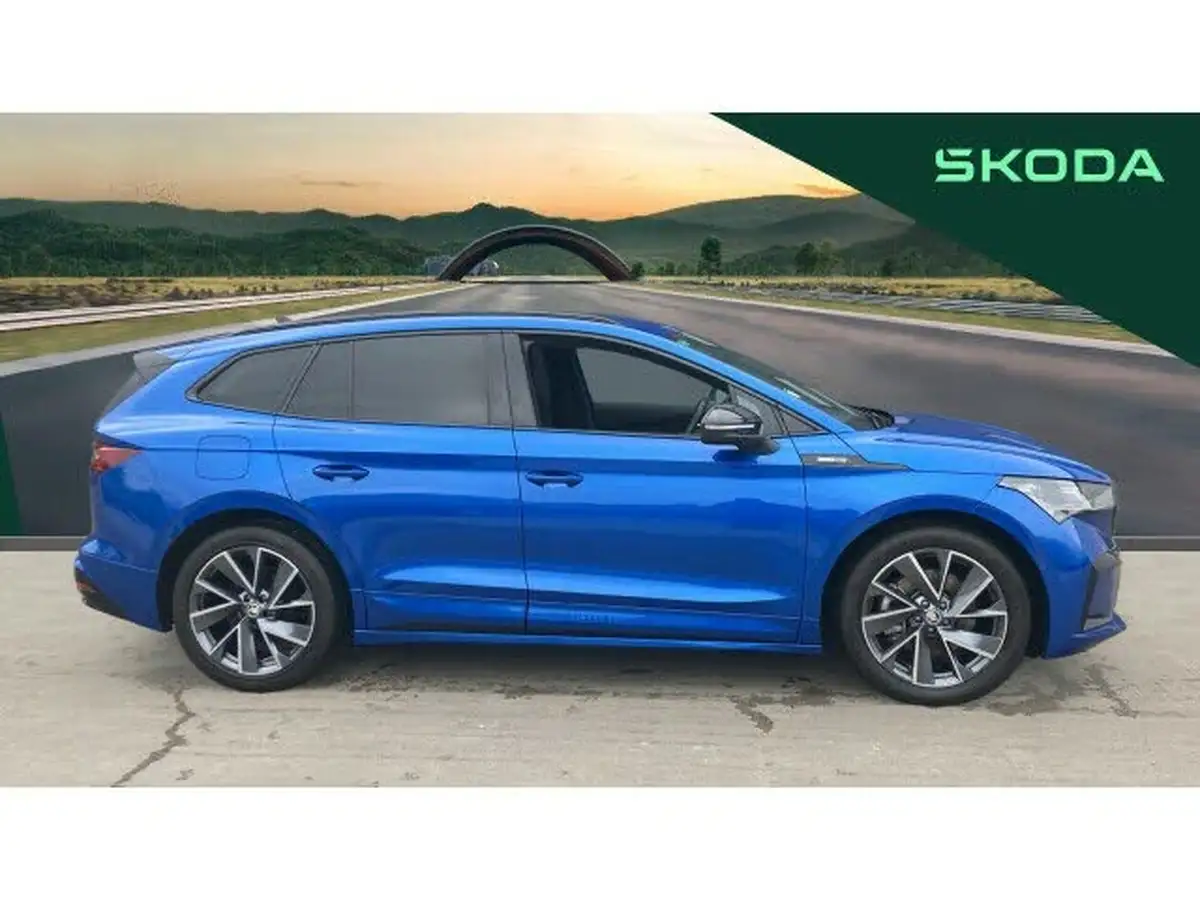 2023-skoda-enyaq-e-85x-sportline-plus-station-wagon-big-3