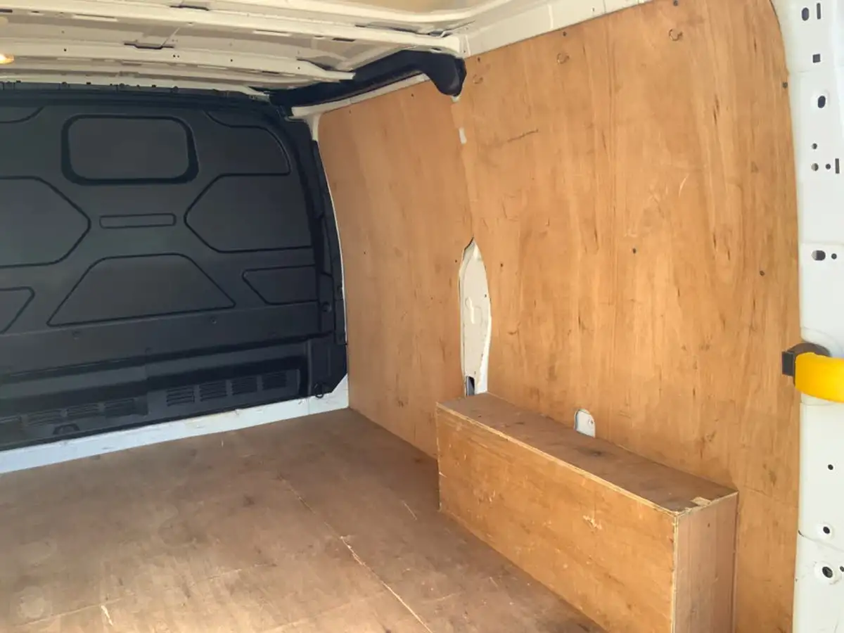 2022-ford-transit-custom-20tdci-280-l1h1-leader-105pseu6dt-panel-van-big-16