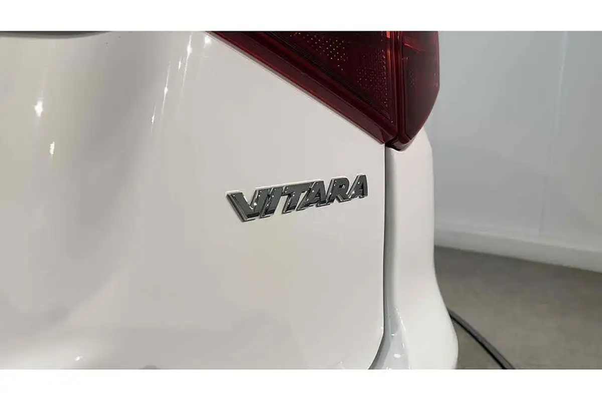 2018-suzuki-vitara-10-boosterjet-sz-t-big-12